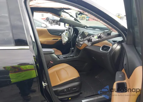 2018 Chevrolet Equinox Premier z USA, uszkodzony, nr VIN 2GNAXNEX5J6309045